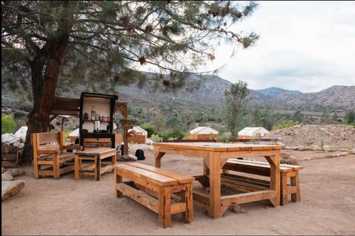 קרנוויל Socal Camping מראה חיצוני תמונה